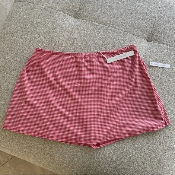 NWT LISA SAYS GAH RED PLAID DARCY SKORT